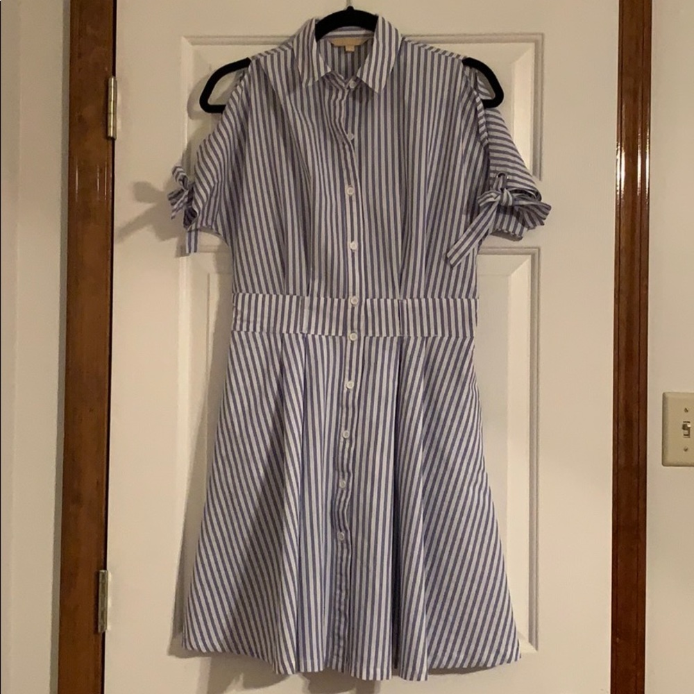 Hope & Harlow tie sleeve striped shirt dress